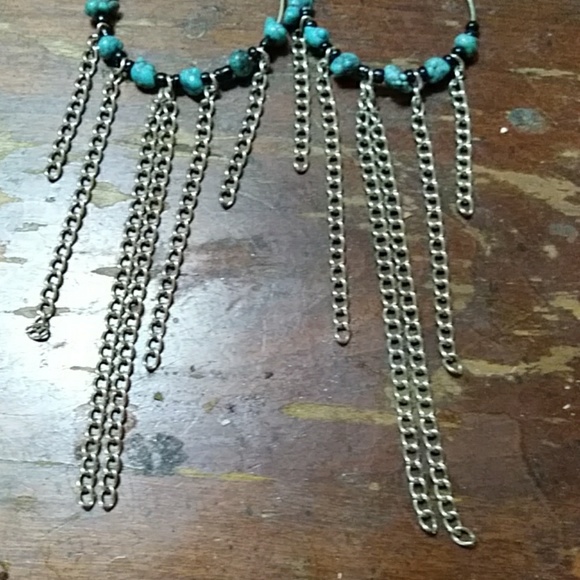 Rock Turquoise & beaded hoop dangle earrings - Picture 4 of 4